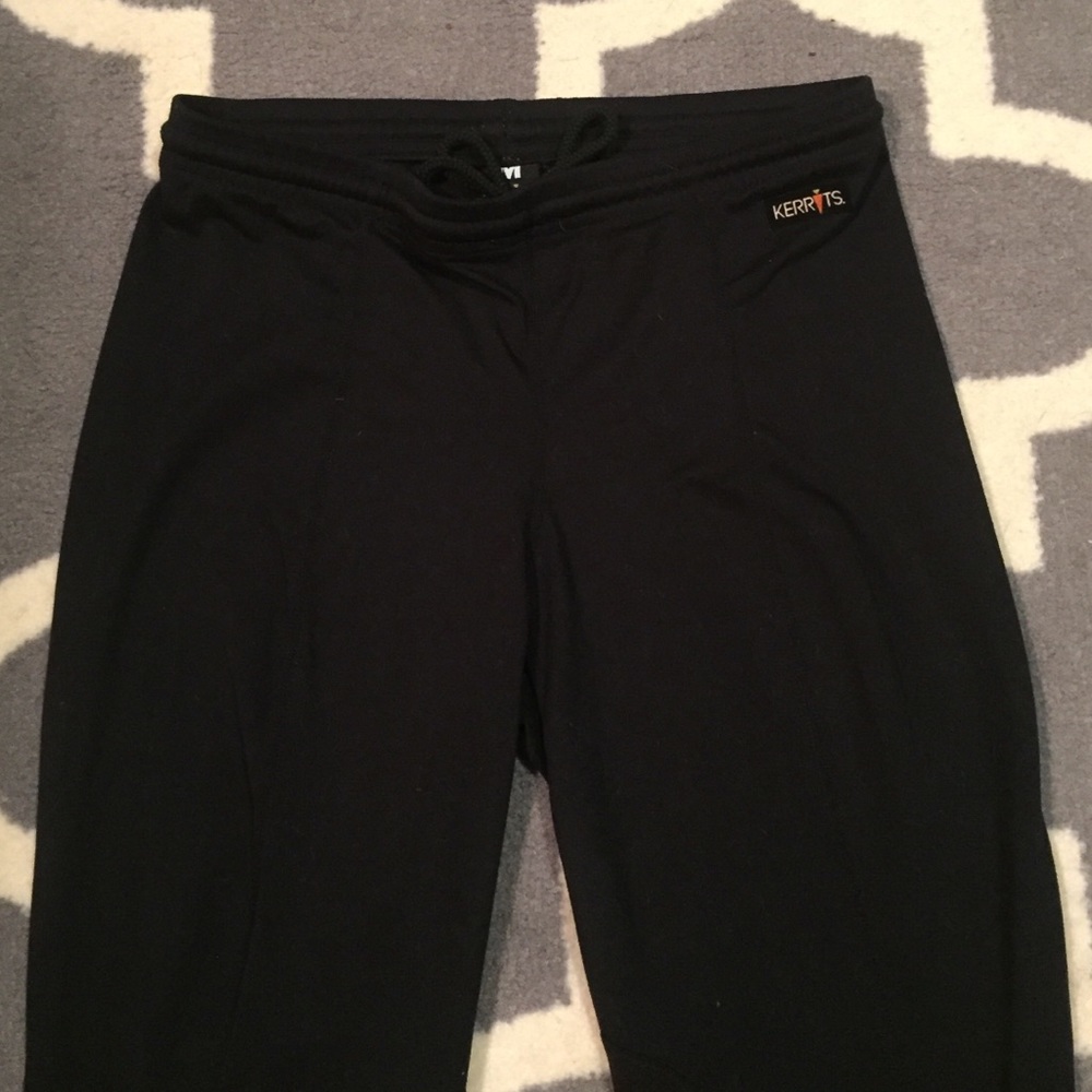 Black Kerrits riding pants